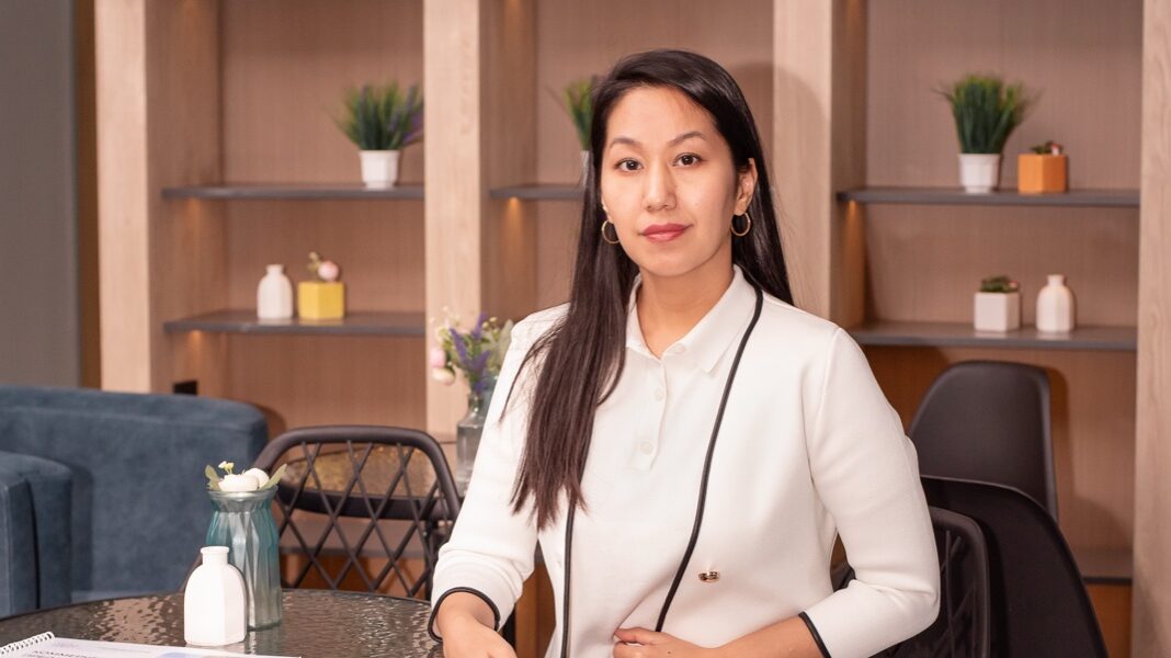 Лобби бизнес-центра Korgalzhyn в Астане, где расположен офис FinAssist